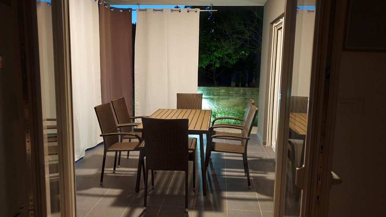 Zilip Apartments Vir Ngoại thất bức ảnh