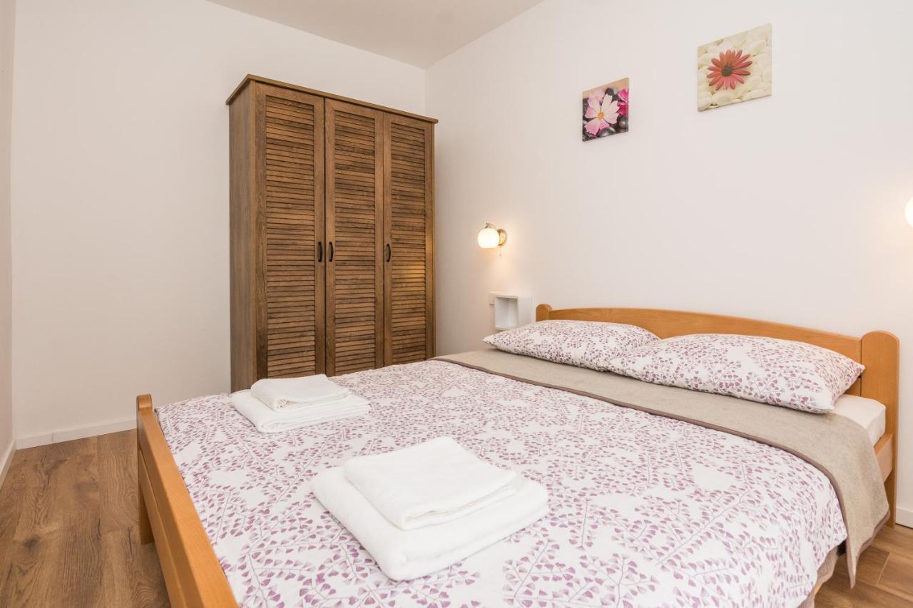 Zilip Apartments Vir Ngoại thất bức ảnh