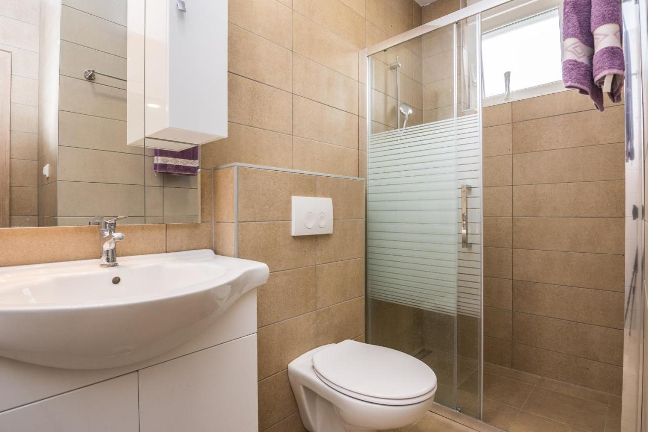 Zilip Apartments Vir Ngoại thất bức ảnh