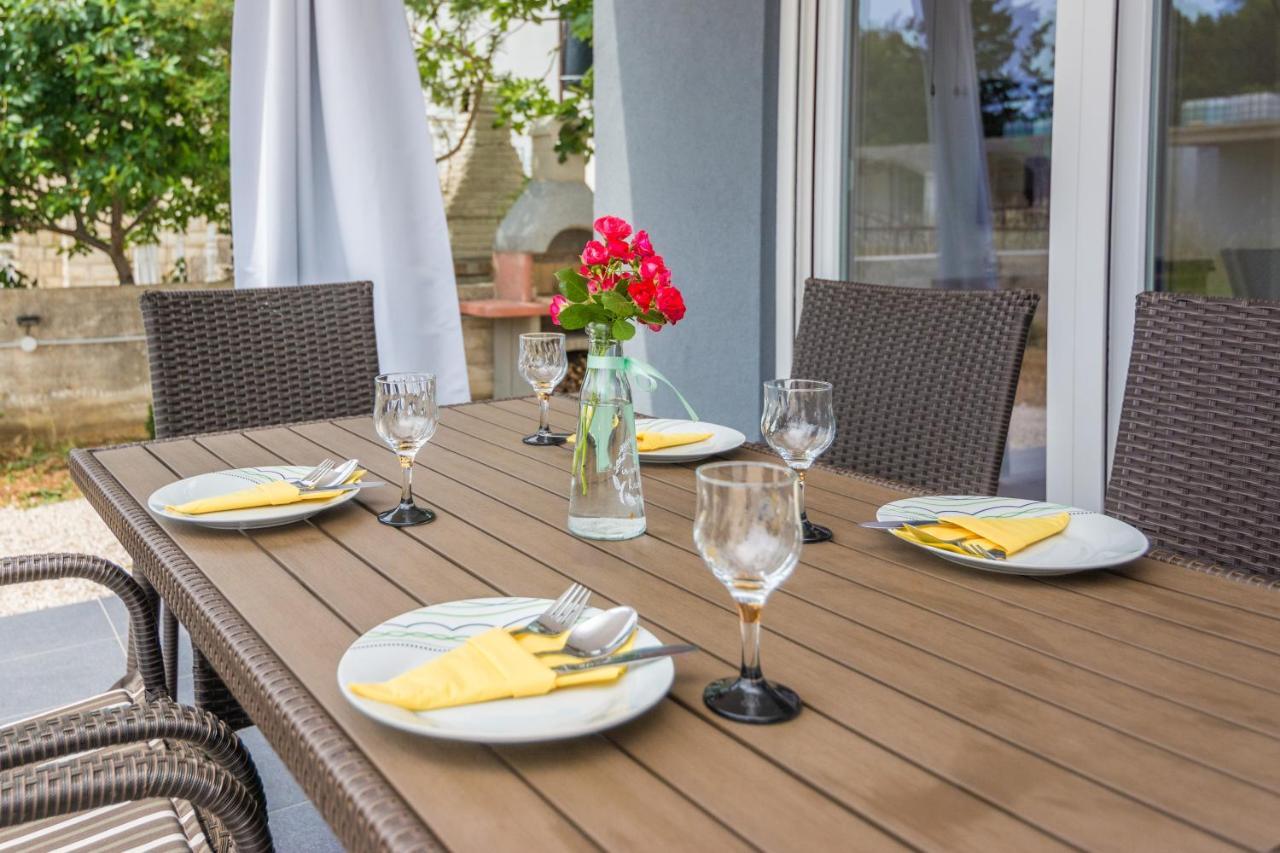 Zilip Apartments Vir Ngoại thất bức ảnh