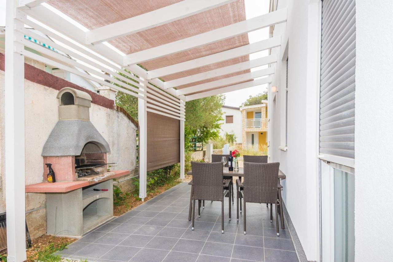 Zilip Apartments Vir Ngoại thất bức ảnh