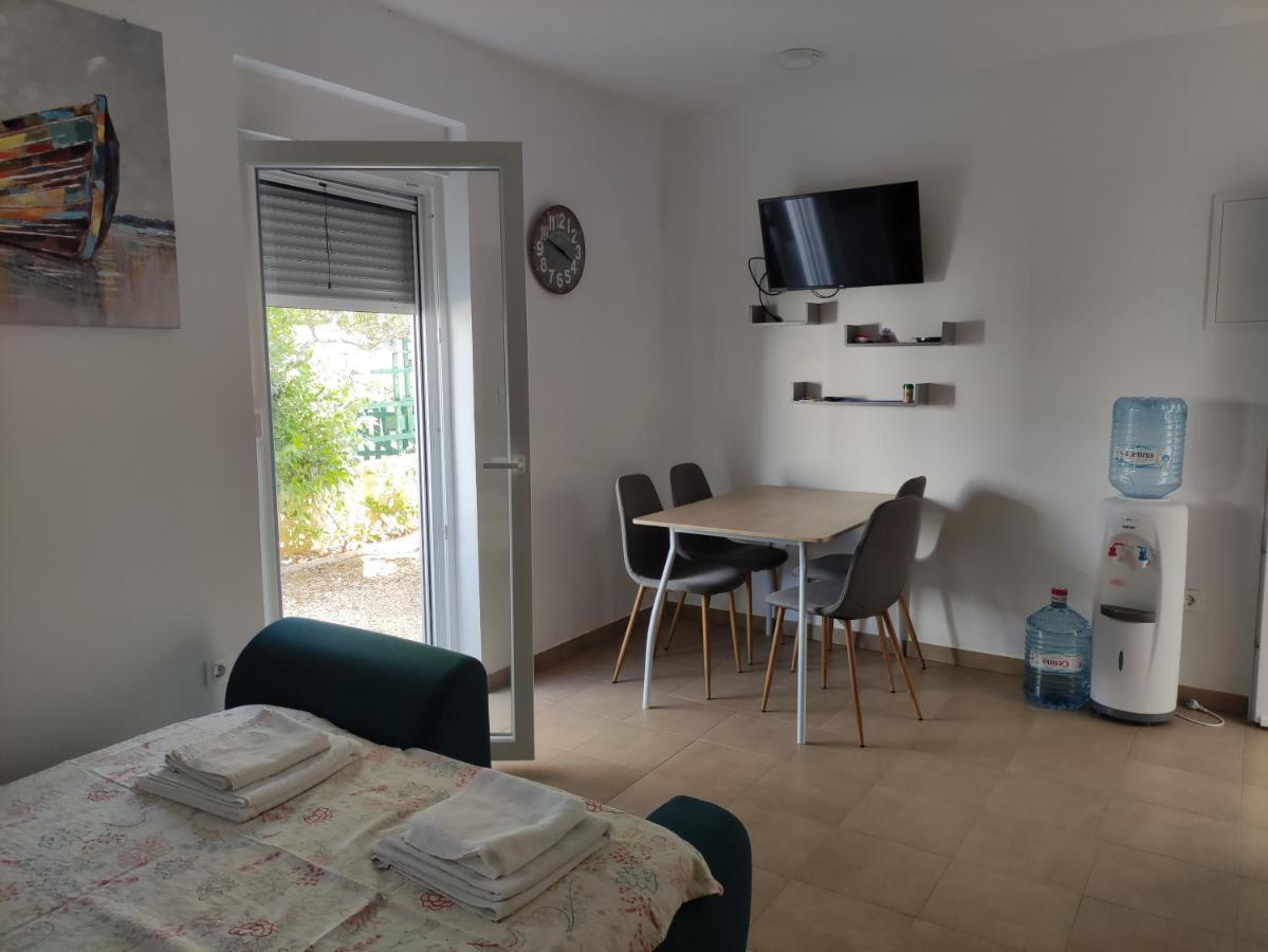 Zilip Apartments Vir Ngoại thất bức ảnh